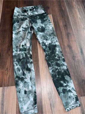 lululemon athletica Green & Black Marble High-Waist Leggings